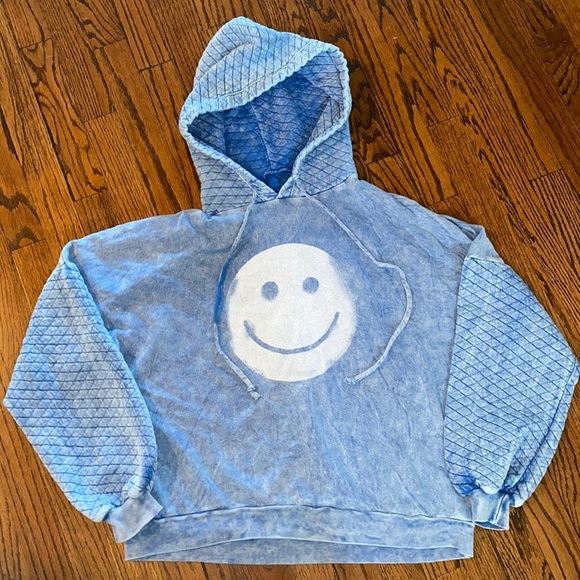 Lauren Moshi Tops - Baby Blue Quilted Cotton Hoodie with Spray Happy Face Print